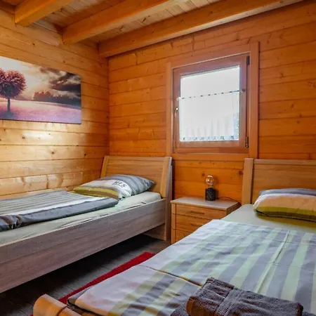 Golden Hop Waldsiedlung Holiday home Senftenberg